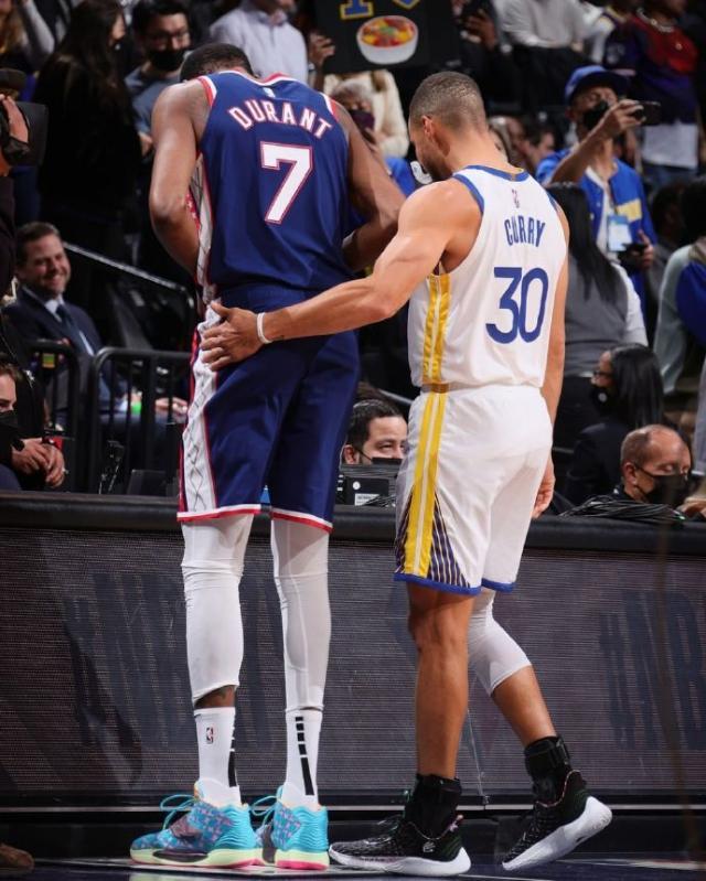 世界杯官方平台-第三节8中0落回凡间 杜兰特打出赛季最低迷一战