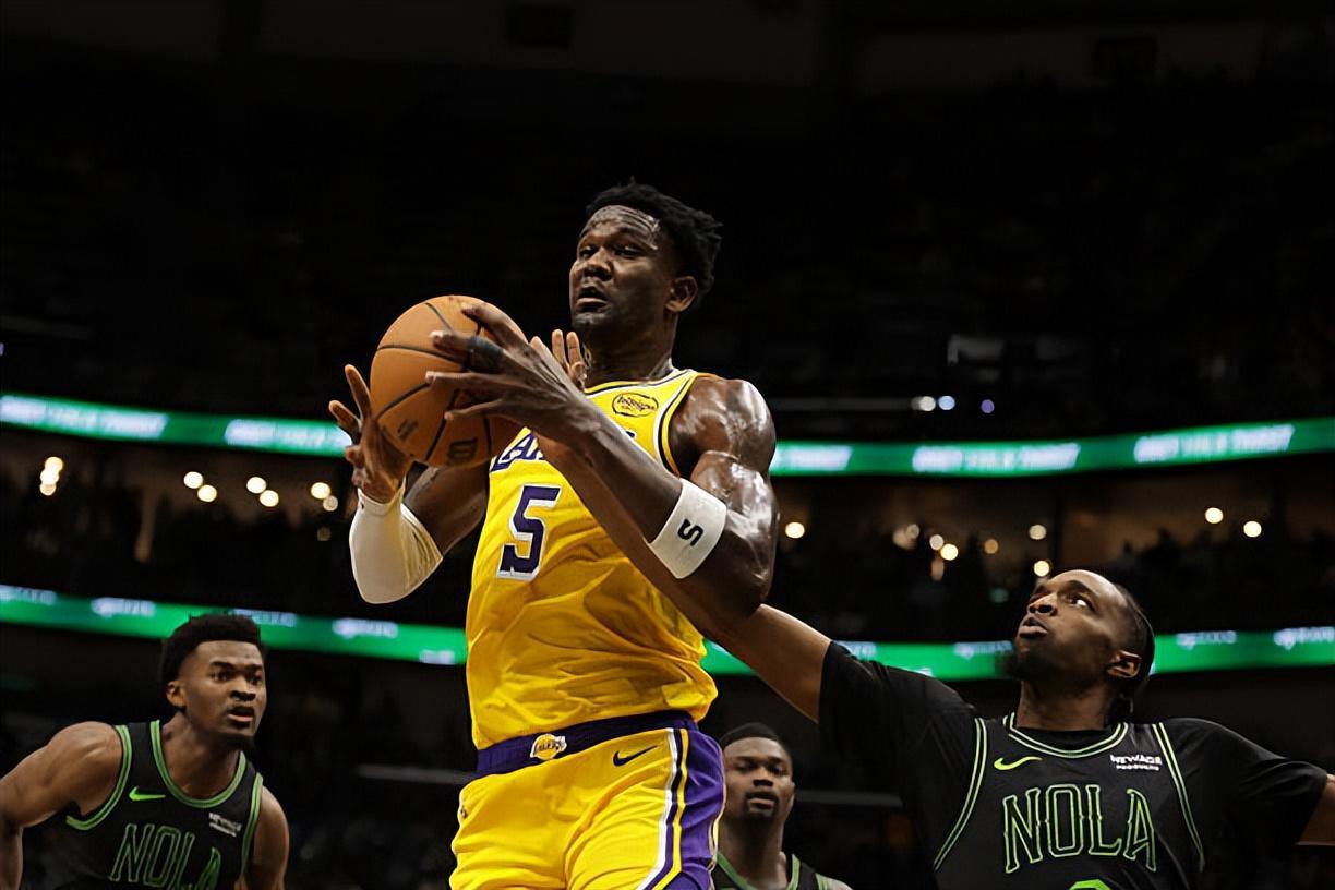 世界杯官方平台-被快船各种打爆，湖人内线支柱莫名其妙又一次彻底丧气了？