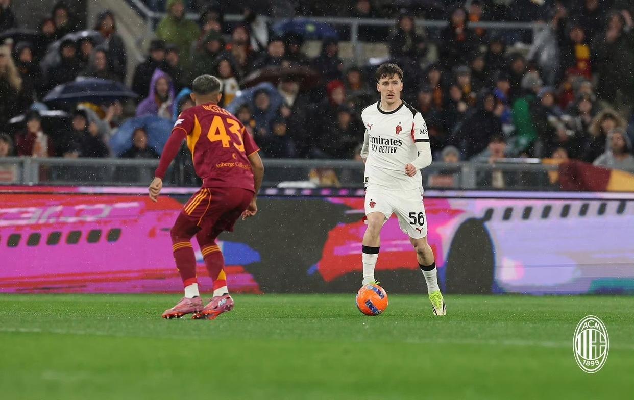 世界杯官网-又一个巴尔泰萨吉？米兰21岁右翼卫进步明显，成萨56合格轮换
