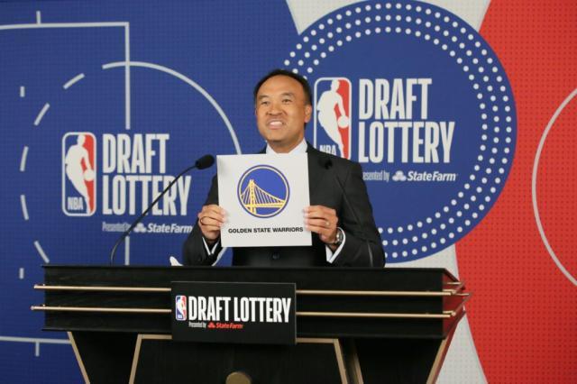 足球赛事-乐透抽签即将开启 勇士最美的梦应该怎么做？